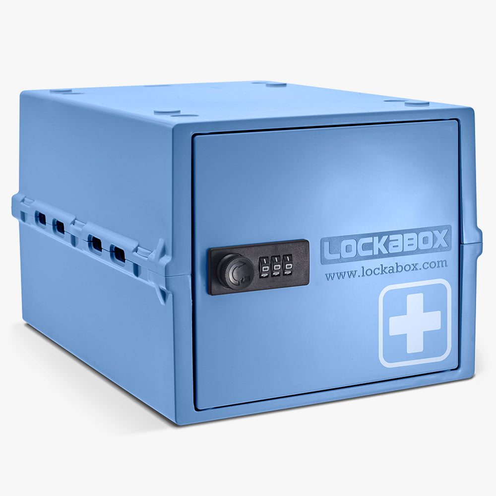 Boîte de rangement Lockabox One bleue avec serrure à code et croix blanche sur la porte